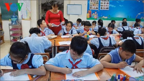 Chế độ trong trường học phải được công khai (Ảnh minh họa: vov.vn).