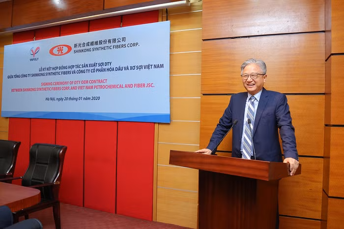 Chủ tịch SSFC phát biểu. Chủ tịch SSFC phát biểu.