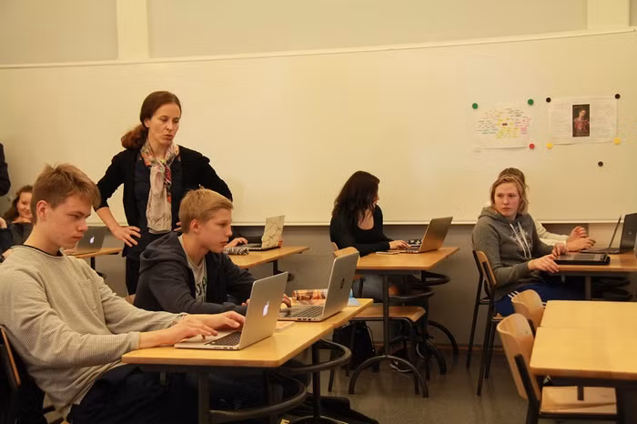 Các trường phổ thông ở Phần Lan thường bắt đầu giờ học lúc 9h và kết thúc vào lúc 14h45 (Ảnh: Sông Hồng).