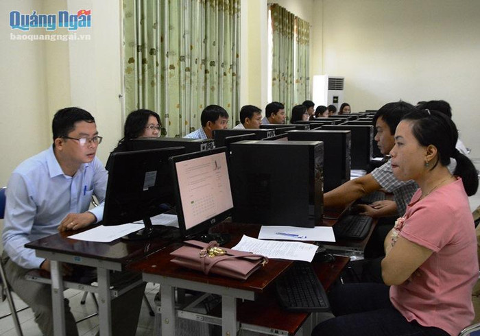 Thi thăng hạng giáo viên (Ảnh minh họa: baoquangngai.vn). Thi thăng hạng giáo viên (Ảnh minh họa: baoquangngai.vn).