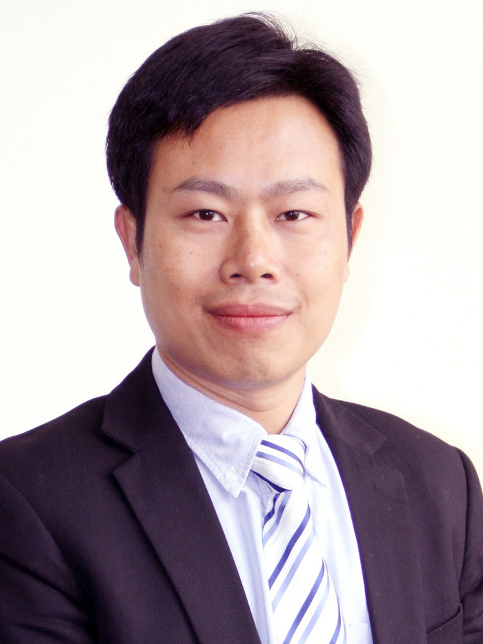 Phó Giáo sư , Tiến sĩ Lê Quân, Thứ trưởng Bộ Lao động - Thương binh và Xã hội. Phó Giáo sư , Tiến sĩ Lê Quân, Thứ trưởng Bộ Lao động - Thương binh và Xã hội.