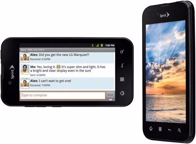 LG Marquee: LG Marquee chạy hệ điều hành Android 2.3 Gingerbread, có bộ vi xử lý có tốc độ 1GHz. Chiếc điện thoại mỏng 0,9 cm này có màn hình cảm ứng Nova 4 inch sắc nét và tươi sáng. Marquee có kích thước 12,19 x 6,4 x 0,91 cm (dài x rộng x dày) và nặng xấp xỉ 112 gram, có máy ảnh 5 megapixel ở mặt sau và ống kinh 2 megapixel ở mặt trước điện thoại.