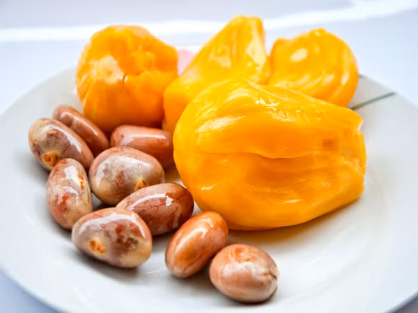 Những lợi ích sức khỏe đáng ngạc nhiên của hạt mít (Ảnh: theo boldsky).