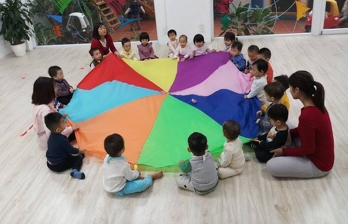 Các bé với Bộ môn Cảm thụ âm nhạc. Các bé với Bộ môn Cảm thụ âm nhạc.