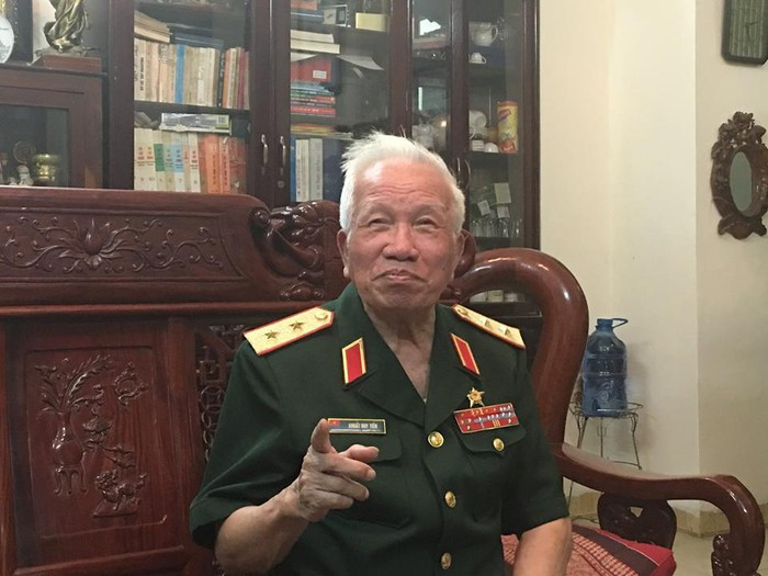 Trung tướng Khuất Duy Tiến -nguyên Tư lệnh Quân đoàn 3. Trung tướng Khuất Duy Tiến -nguyên Tư lệnh Quân đoàn 3.