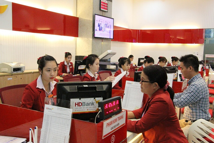 HDBank tặng ngay lãi suất 0,6% trong tháng sinh nhật. HDBank tặng ngay lãi suất 0,6% trong tháng sinh nhật.