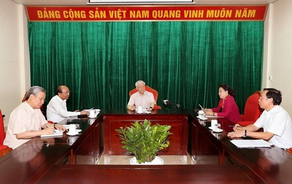 Tổng Bí thư, Chủ tịch nước Nguyễn Phú Trọng chủ trì họp lãnh đạo chủ chốt của Đảng và Nhà nước. (Ảnh: Trí Dũng/TTXVN) Tổng Bí thư, Chủ tịch nước Nguyễn Phú Trọng chủ trì họp lãnh đạo chủ chốt của Đảng và Nhà nước. (Ảnh: Trí Dũng/TTXVN)