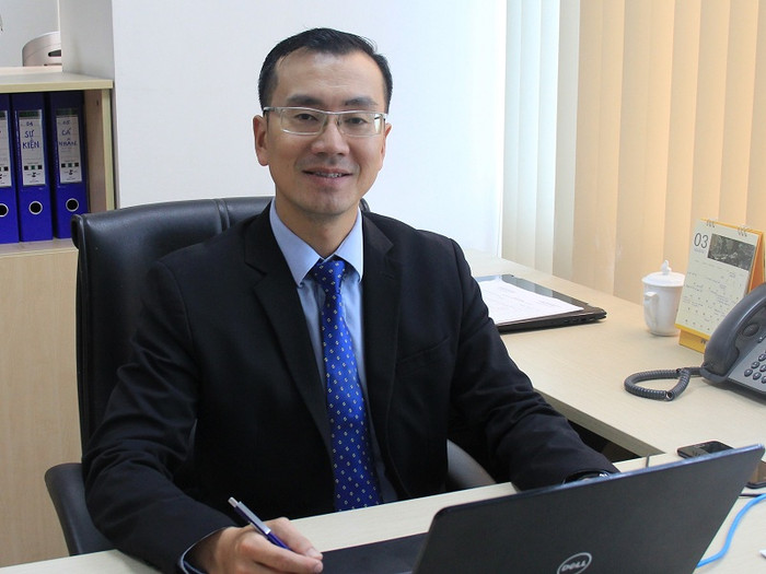 Ông Nguyễn Thế Hưng – Giám đốc Quỹ học bổng “Thắp Sáng Niềm tin”. Ông Nguyễn Thế Hưng – Giám đốc Quỹ học bổng “Thắp Sáng Niềm tin”.