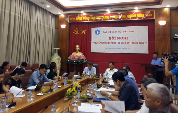 Siết chặt vấn đề quản lý tránh lạm dụng chỉ định trong khám chữa bệnh ảnh 2