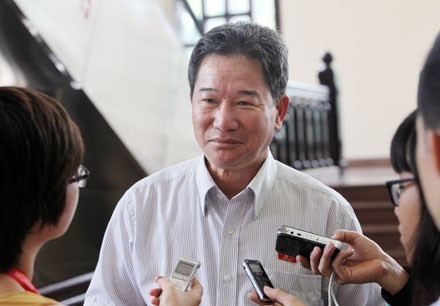 Đại biểu Nguyễn Bá Thuyền (đoàn Lâm Đồng). Ảnh: Infonet Đại biểu Nguyễn Bá Thuyền (đoàn Lâm Đồng). Ảnh: Infonet