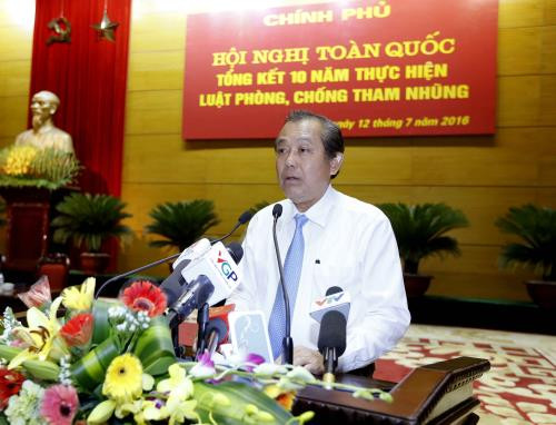 Đồng chí Trương Hòa Bình, Ủy viên Bộ Chính trị, Phó Thủ tướng, Ủy viên Ban chỉ đạo Phòng chống tham nhũng phát biểu tại hội nghị. Ảnh: An Đăng - TTXVN. Đồng chí Trương Hòa Bình, Ủy viên Bộ Chính trị, Phó Thủ tướng, Ủy viên Ban chỉ đạo Phòng chống tham nhũng phát biểu tại hội nghị. Ảnh: An Đăng - TTXVN.