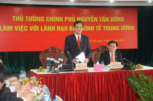 Thủ tướng Chính phủ Nguyễn Tấn Dũng khẳng định việc tái lập Ban Kinh tế Trung ương là cần thiết, phù hợp và đánh giá cao và biểu dương nỗ lực của Ban Kinh tế Trung ương năm qua (ảnh: THANH LIÊM).