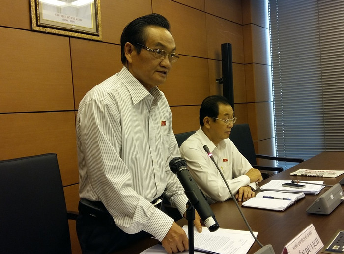 Đại biểu Quốc hội Trần Du Lịch ủng hộ chủ trương xây dựng Cảng hàng không Quốc tế Long Thành. ảnh: Ngọc Quang. Đại biểu Quốc hội Trần Du Lịch ủng hộ chủ trương xây dựng Cảng hàng không Quốc tế Long Thành. ảnh: Ngọc Quang.