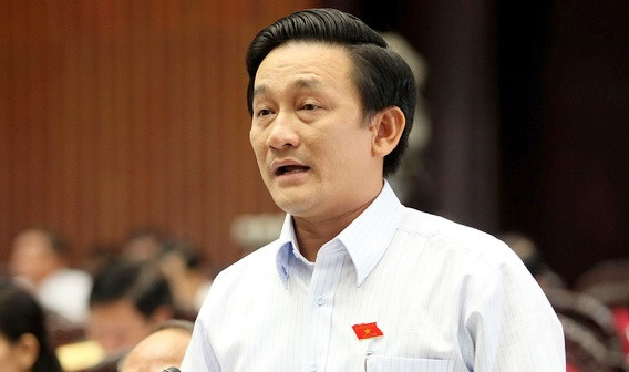 Đại biểu Quốc hội Trần Quốc Tuấn: "Cả thế giới cần phải lên án kịch liệt hành động này và yêu cầu Trung Quốc phải có lòng tự trọng của một chính quyền nước lớn". ảnh: TTBC Đại biểu Quốc hội Trần Quốc Tuấn: "Cả thế giới cần phải lên án kịch liệt hành động này và yêu cầu Trung Quốc phải có lòng tự trọng của một chính quyền nước lớn". ảnh: TTBC