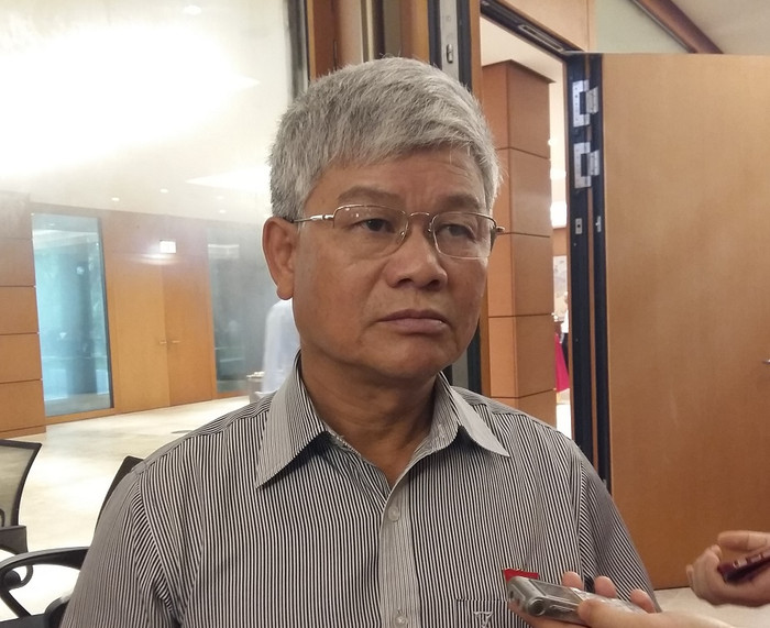 Đại biểu Quốc hội Nguyễn Anh Sơn ủng hộ thành lập Cục Cảnh sát điều tra tội phạm về chống buôn lậu. ảnh: Ngọc Quang. Đại biểu Quốc hội Nguyễn Anh Sơn ủng hộ thành lập Cục Cảnh sát điều tra tội phạm về chống buôn lậu. ảnh: Ngọc Quang.