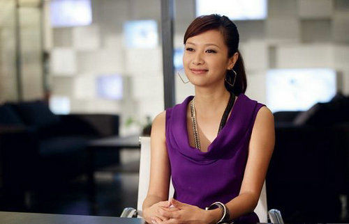 ...và giờ là một doanh nhân thành và xinh đẹp trong ngành giải trí