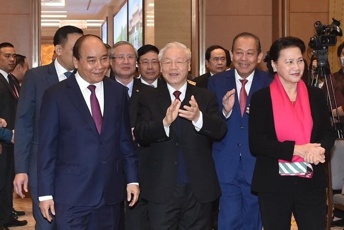Tổng Bí thư, Chủ tịch nước Nguyễn Phú Trọng, Thủ tướng Nguyễn Xuân Phúc, Chủ tịch Quốc hội Nguyễn Thị Kim Ngân và các đại biểu dự hội nghị tại điểm cầu Hà Nội. Ảnh: Thống Nhất/TTXVN. Tổng Bí thư, Chủ tịch nước Nguyễn Phú Trọng, Thủ tướng Nguyễn Xuân Phúc, Chủ tịch Quốc hội Nguyễn Thị Kim Ngân và các đại biểu dự hội nghị tại điểm cầu Hà Nội. Ảnh: Thống Nhất/TTXVN.