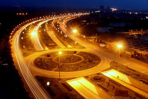 Đại lộ Thăng Long (Ảnh minh họa) Đại lộ Thăng Long (Ảnh minh họa)