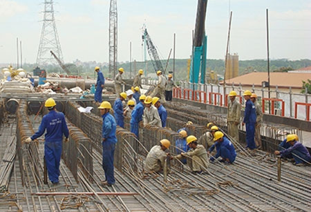 Vinaconex chậm trả lương, nợ lương của công nhân kéo dài. Vinaconex chậm trả lương, nợ lương của công nhân kéo dài.