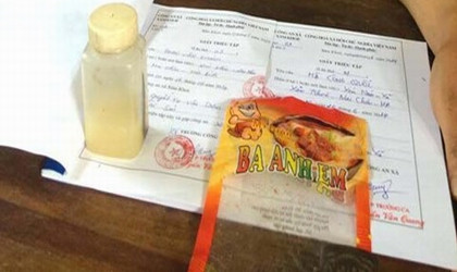 Gói bim bim được cho là có đỉa bên trong. Ảnh: Kienthuc.net.vn