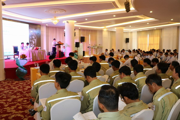 Hội nghị có sự tham dự của đông đảo các cán bộ công nhân viên của EVNNPT. Hội nghị có sự tham dự của đông đảo các cán bộ công nhân viên của EVNNPT.