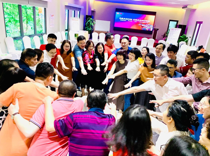 Giảng viên Trường Đại học Ngoại thương trong chương trình nâng cao năng lực đổi mới sáng tạo của lãnh đạo và quản lý cấp trung. Ảnh: NTCC. Giảng viên Trường Đại học Ngoại thương trong chương trình nâng cao năng lực đổi mới sáng tạo của lãnh đạo và quản lý cấp trung. Ảnh: NTCC.