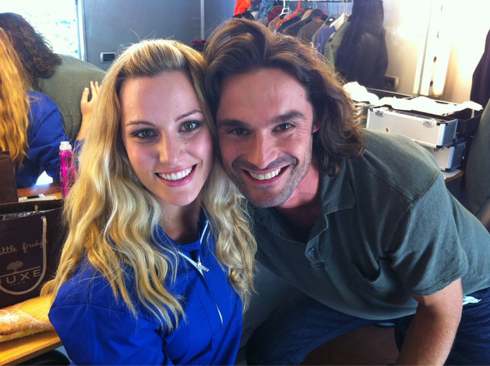 Ca sĩ Edurne, bạn gái thủ môn David de Gea, lại hâm mộ diễn viên nổi tiếng Iván Sánchez. Ca sĩ Edurne, bạn gái thủ môn David de Gea, lại hâm mộ diễn viên nổi tiếng Iván Sánchez.