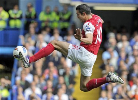 Van Persie - người Hà Lan bay đích thực. Van Persie - người Hà Lan bay đích thực.