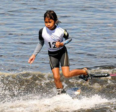 Aaliyah 8 tuổi đã giành HCV.