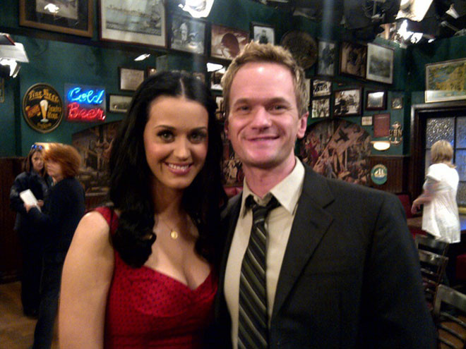 Ca sĩ Katy Perry “kết” Barney Stinson, nhân vật trong serie truyền hình “How I Met Your Mother” của kênh CBS. Ca sĩ Katy Perry “kết” Barney Stinson, nhân vật trong serie truyền hình “How I Met Your Mother” của kênh CBS.
