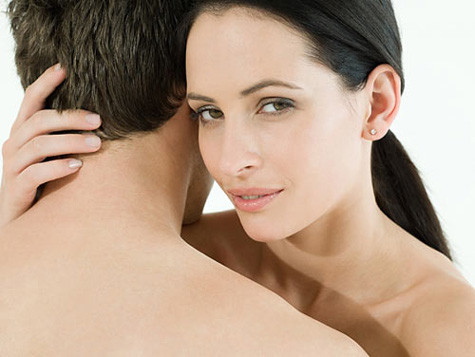 Thường thì sự mất cơ bắp diễn ra ở đàn ông nhiều hơn so với phụ nữ. Thường thì sự mất cơ bắp diễn ra ở đàn ông nhiều hơn so với phụ nữ.