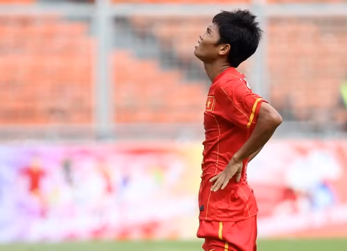 Nếu nói thất bại là mẹ thành công thì với bóng đá ta, thất bại là mẹ của… thất bại! Nếu nói thất bại là mẹ thành công thì với bóng đá ta, thất bại là mẹ của… thất bại!