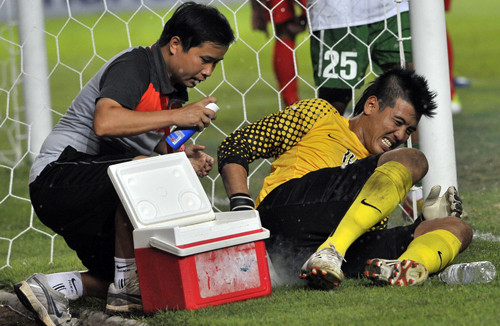 Bửu Ngọc bị đau nhưng vẫn quyết tâm chơi hết trận. Ảnh: TTO Bửu Ngọc bị đau nhưng vẫn quyết tâm chơi hết trận. Ảnh: TTO