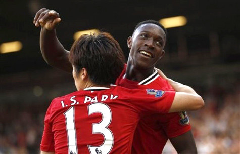 Danny Welbeck ấn định chiến thắng 2-0 cho Man Utd. Danny Welbeck ấn định chiến thắng 2-0 cho Man Utd.