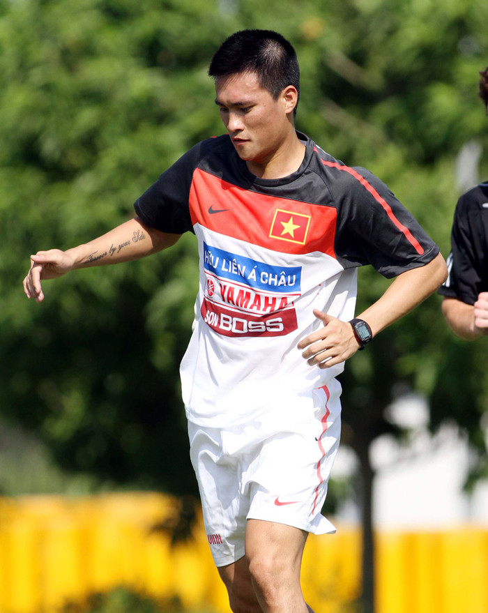 Công Vinh. Công Vinh.