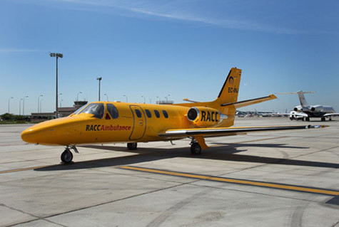 Chếc máy bay của hãng cứu hộ RACC đưa Villa về Catalan.