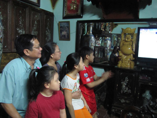 Gia đình Văn Quyết luôn dõi theo những bước chạy của anh. Gia đình Văn Quyết luôn dõi theo những bước chạy của anh.