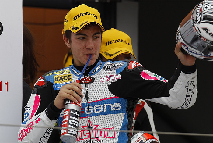 Niềm hy vọng lớn nhất của Paris là tay đua trẻ Maverick Viñales, đang gặt hái được nhiều thành công trên đường đua moto 125 phân khối.