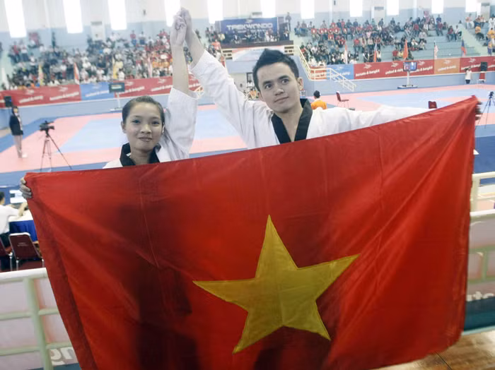 Đình Toàn và Minh Tú giành HCV cho Taekwondo Việt Nam. Đình Toàn và Minh Tú giành HCV cho Taekwondo Việt Nam.