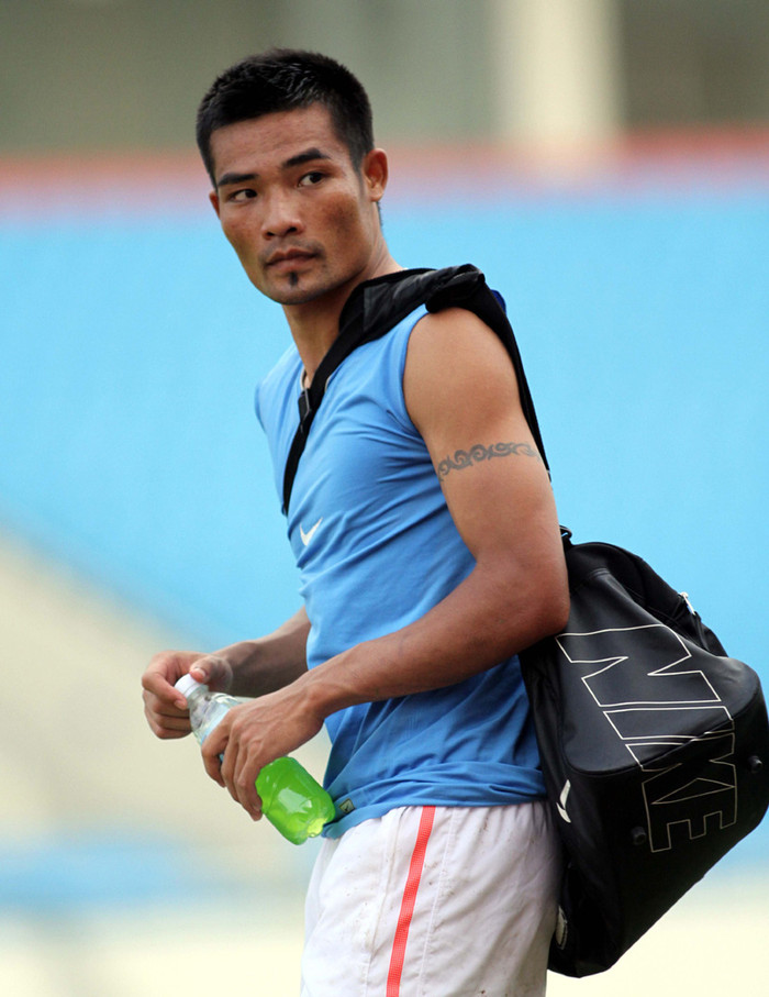 Đình Luật. Đình Luật.