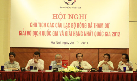 Bộ sậu VFF đã chấp nhận chuyển giao 2 giải đấu cho VPF. Ảnh: Vũ Ngọc Bộ sậu VFF đã chấp nhận chuyển giao 2 giải đấu cho VPF. Ảnh: Vũ Ngọc