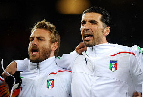 Hai ngôi sao trong dải thiên hà của Berlusconi? Hai ngôi sao trong dải thiên hà của Berlusconi?