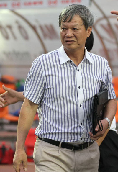 HLV Lê Thụy Hải lại mất việc. HLV Lê Thụy Hải lại mất việc.