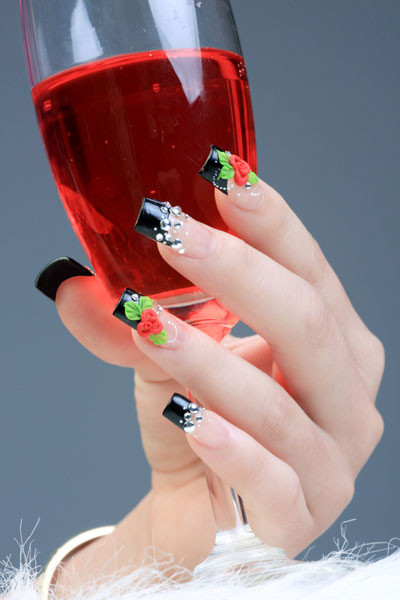 Móng tay xinh xắn cho ngày cưới ảnh 4 Móng tay xinh xắn cho ngày cưới ảnh 4