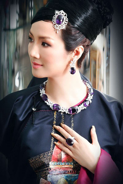 Bi quyet tre mai khong gia cua my nhan Viet