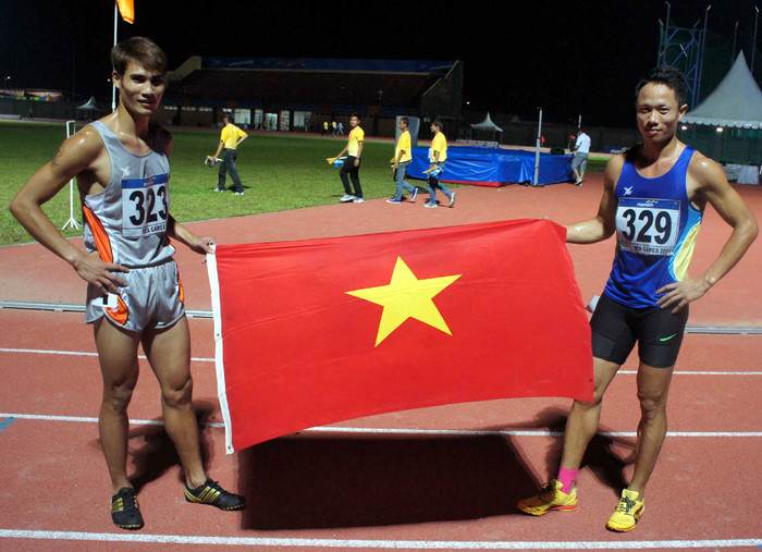 … Vũ Văn Huyện. … Vũ Văn Huyện.