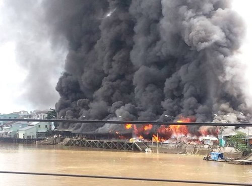 Vụ cháy làm kinh động cả TP. Mỹ Tho - Tiền Giang Vụ cháy làm kinh động cả TP. Mỹ Tho - Tiền Giang