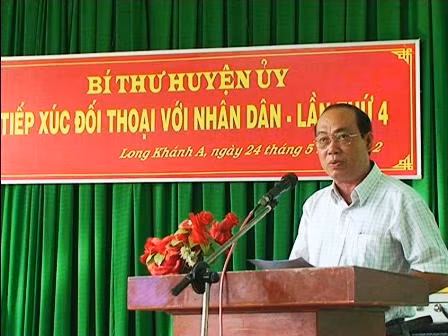 Ông Nguyễn Hồng Lâm - nguyên Bí thư huyện ủy Hồng Ngự đã bị tạm giam phục vụ công tác điều tra. Ông Nguyễn Hồng Lâm - nguyên Bí thư huyện ủy Hồng Ngự đã bị tạm giam phục vụ công tác điều tra.