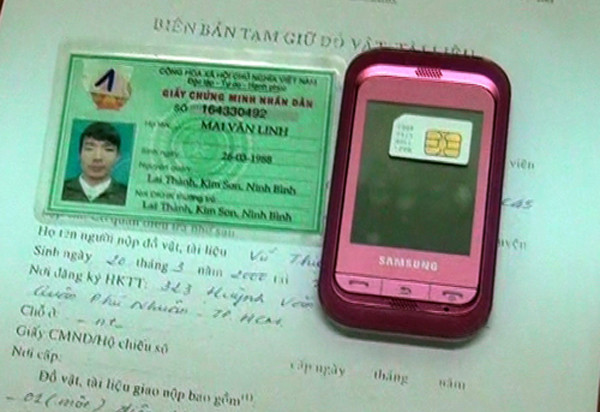 Tang vật và biên bản khai cung của Mai Văn Linh tại cơ quan điều tra Tang vật và biên bản khai cung của Mai Văn Linh tại cơ quan điều tra