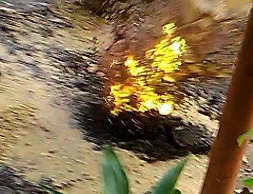 Mặt đất bỗng nhiên phun trào như miệng núi lửa